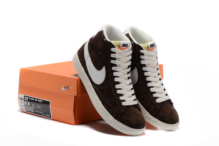 Women Nike Blzer Mid Suede VNT Brown White Shoes - Click Image to Close